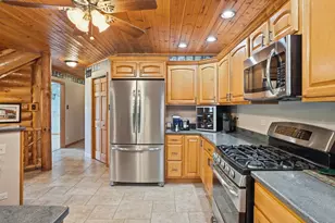 6125 Tulip Ln, Grant Park, IL 60940 - Photo 8