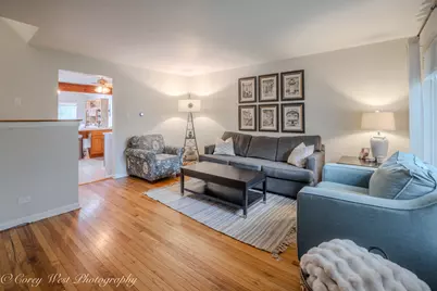 398 W Saint Charles Road, Elmhurst, IL 60126 - Photo 12