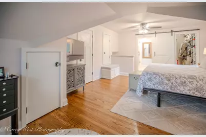 398 W Saint Charles Road, Elmhurst, IL 60126 - Photo 20