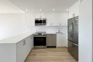 5445 N Sheridan Rd, Chicago, IL 60640 - Photo 2