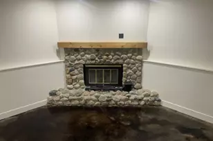 5518 Chris Dr, Oreana, IL 62554 - Photo 32