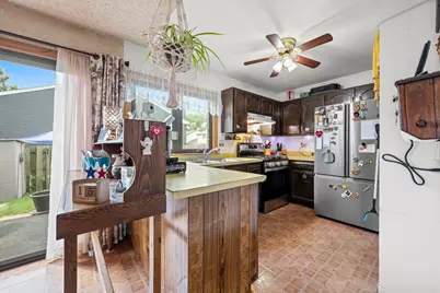 205 Robbin Drive, Romeoville, IL 60446 - Photo 8
