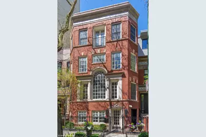 38 E Elm Street, Chicago, IL 60611 - Photo 1