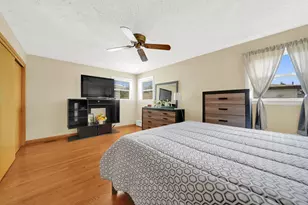 5639 S Christiana Ave, Chicago, IL 60629 - Photo 8