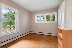 1011 Crain St, Evanston, IL 60202 - Photo 16