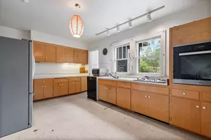 1011 Crain St, Evanston, IL 60202 - Photo 10