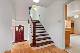 1011 Crain St, Evanston, IL 60202 - Photo 2