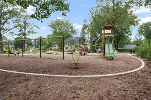 1011 Crain St, Evanston, IL 60202 - Photo 20
