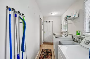 1810 N Ridge Ave, Arlington Heights, IL 60004 - Photo 32