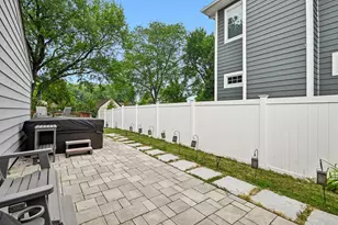 1810 N Ridge Ave, Arlington Heights, IL 60004 - Photo 36