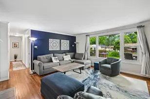 1810 N Ridge Ave, Arlington Heights, IL 60004 - Photo 2