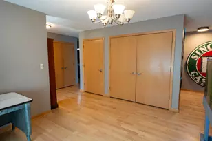 9508 Shore Dr, Machesney Park, IL 61115 - Photo 14