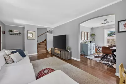 221 N Chester Avenue, Park Ridge, IL 60068 - Photo 6
