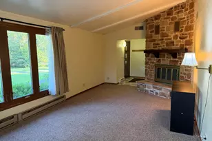 S519 Skyline Dr, Batavia, IL 60510 - Photo 2