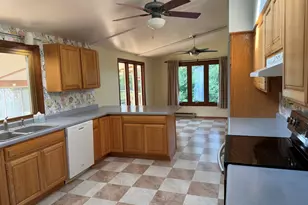 S519 Skyline Dr, Batavia, IL 60510 - Photo 8
