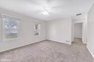126 W 3rd Ave, New Lenox, IL 60451 - Photo 10