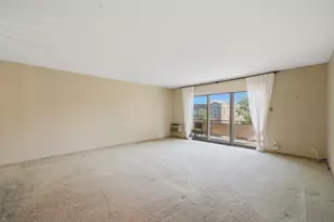 1316 W Fargo Ave, Chicago, IL 60626 - Photo 6