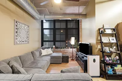 3963 W Belmont Avenue #211, Chicago, IL 60618 - Photo 8