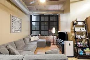 3963 W Belmont Ave, Chicago, IL 60618 - Photo 8