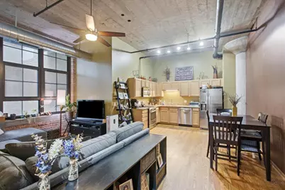 3963 W Belmont Avenue #211, Chicago, IL 60618 - Photo 6