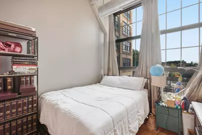3963 W Belmont Avenue #211, Chicago, IL 60618 - Photo 16