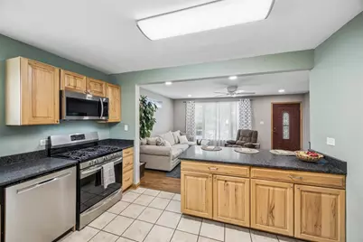 1527 N Wolf Road, Berkeley, IL 60163 - Photo 8