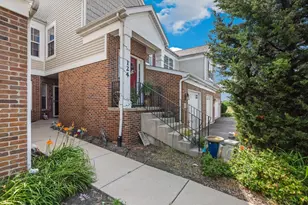 124 Andrew Taras Ct, Joliet, IL 60435 - Photo 1