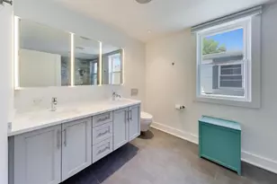 5241 W Dakin St, Chicago, IL 60641 - Photo 26