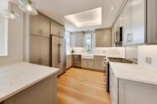 5241 W Dakin St, Chicago, IL 60641 - Photo 12