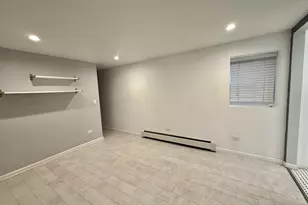 5834 W Dakin St, Chicago, IL 60634 - Photo 8