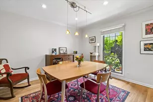 1906 Lincoln St, Evanston, IL 60201 - Photo 10