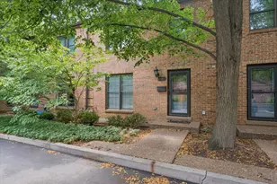 1906 Lincoln St, Evanston, IL 60201 - Photo 2