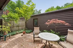1906 Lincoln St, Evanston, IL 60201 - Photo 18