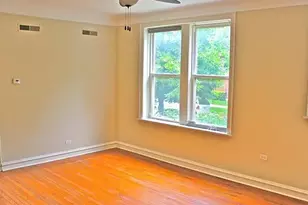 903 W Sunnyside Ave, Chicago, IL 60640 - Photo 4