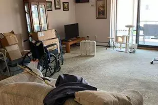 8015 W O'Connor Dr, River Grove, IL 60171 - Photo 2