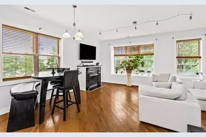 25 N Menard Avenue #2S, Chicago, IL 60644 - Photo 2