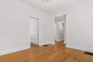 4749 N Long Ave, Chicago, IL 60630 - Photo 8