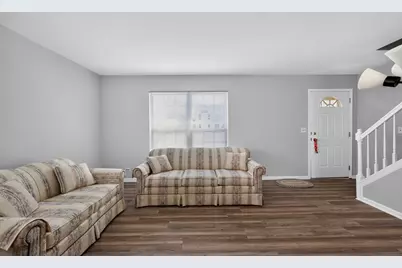 2640 Sycamore Drive, Waukegan, IL 60085 - Photo 6