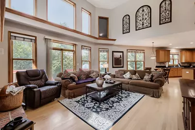 376 Amy Court, Glen Ellyn, IL 60137 - Photo 8