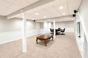 376 Amy Ct, Glen Ellyn, IL 60137 - Photo 32