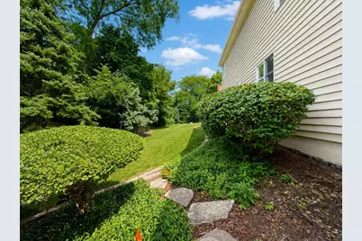 376 Amy Court, Glen Ellyn, IL 60137 - Photo 44