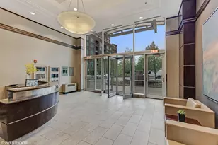 645 N Kingsbury St, Chicago, IL 60654 - Photo 2