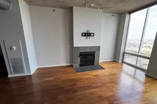 700 N Larrabee St, Chicago, IL 60654 - Photo 8