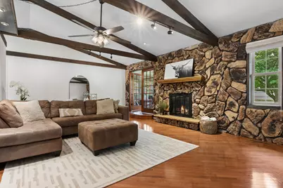9761 Squire Lane, Belvidere, IL 61008 - Photo 4