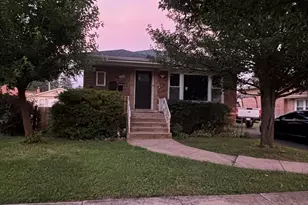 9209 Massasoit Ave, Oak Lawn, IL 60453 - Photo 2