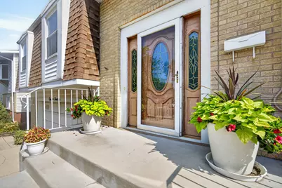 1814 W Catalpa Lane, Mount Prospect, IL 60056 - Photo 2