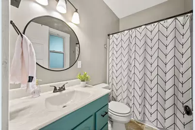 902 N 12th Street, Dekalb, IL 60115 - Photo 14