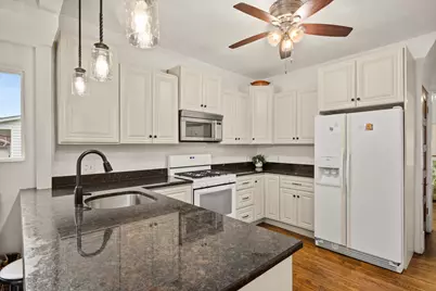 902 N 12th Street, Dekalb, IL 60115 - Photo 12