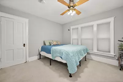 902 N 12th Street, Dekalb, IL 60115 - Photo 16