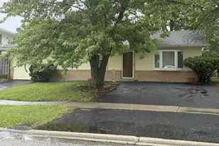 17511 Winston Dr, Country Club Hills, IL 60478 - Photo 1